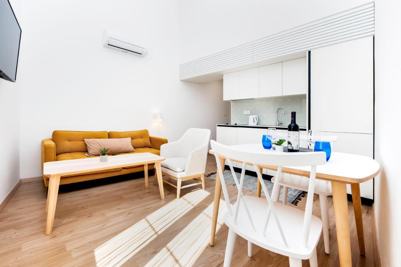 City Comfort Apartments Rovinj Exteriör bild