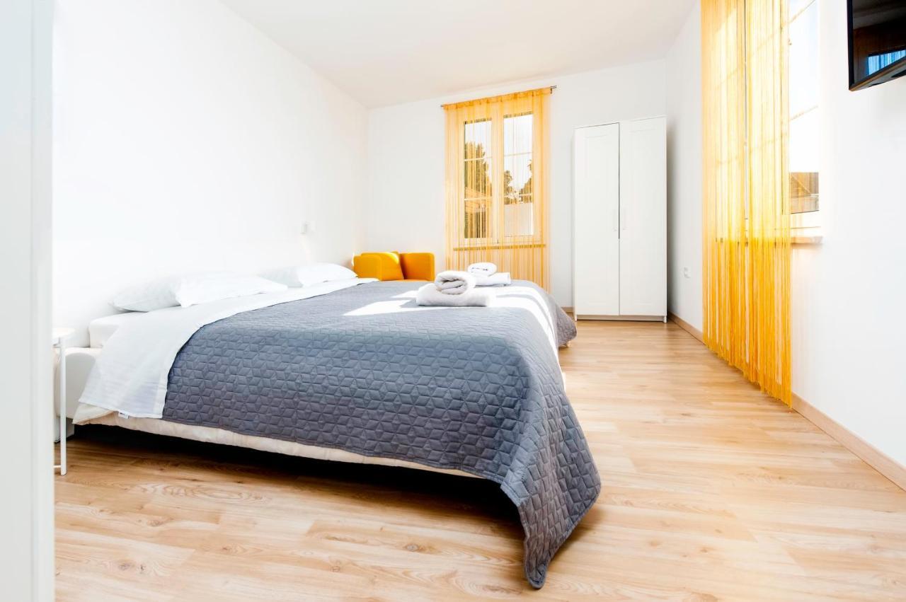 City Comfort Apartments Rovinj Exteriör bild