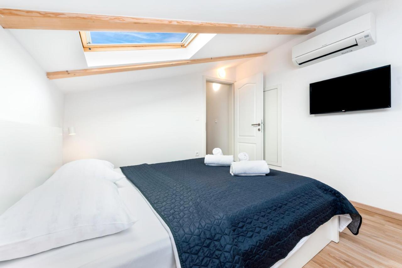 City Comfort Apartments Rovinj Exteriör bild